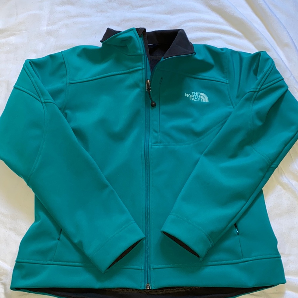 Women’s North Face soft shell jacket